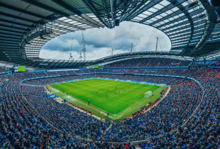 "Etihad Stadium"