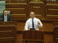 Albin Kurti - Ramush Haradinaj - Kuvend