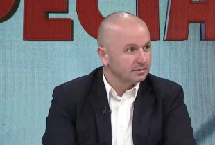 Politologu Fidan Ukaj