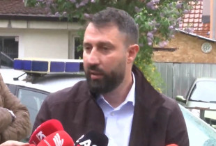 Ministri i Administrimit të Pushtetit Lokal, Elbert Krasniqi