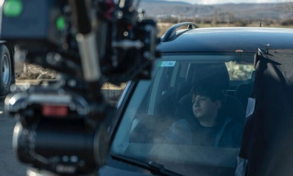 Skenë nga sheshxhirimi i “Rrugës”