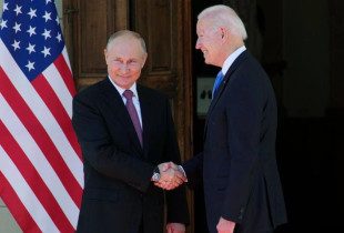 Presidenti rus Vladimir Putin dhe ai amerikan Joe Biden / Ilustrim