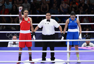 Angela Carlini vs Imane Khelif