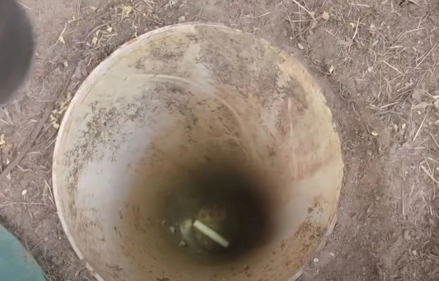 Fëmija 14-muajsh shpëtohet pasi ra në një gyp