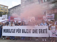 Prishtinë, protestë kundër dhunimit të grave /Ilustrim