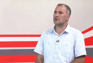 Arbnor Sadiku, analist