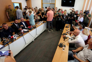 Debati ne Mitrovice te Veriut