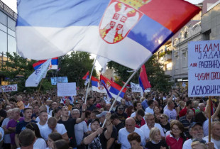 protesta në Beograd