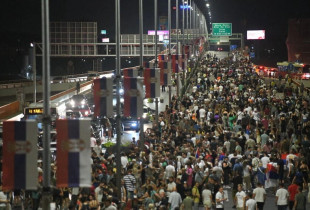 Protesta në Beograd (FOTO: Nova)