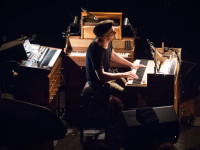 Nils Frahm duke performuar në “Le Trianon” në Paris
