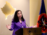 Vjosa Osmani në konferencë për shtyp