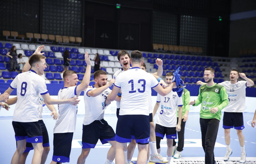 Hendbollistët e grupmoshës U18 të Kosovës