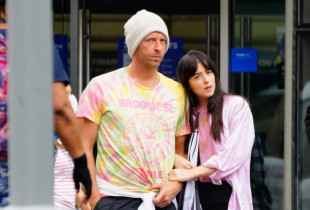 Chris Martin dhe Dakota Johnson