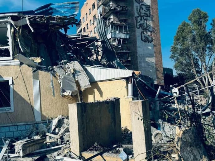 Sulmi mbi hotel në Kramatorsk