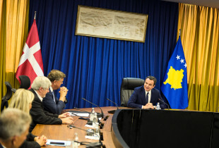 Albin Kurti me anetaret daneze te Asamblese Parlamentare te Keshillit te Evropes