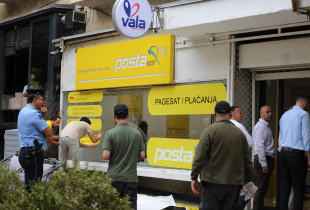 Posta ne Mitrovice te Veriut, hapja