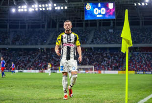 Valon Berisha - LASK