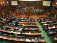 Seanca e Kuvendit te Kosoves per kater vjet mandat te Kurtit (Foto: Driton Pacarada)