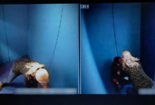 Pamje nga kamerat e sigurisë që tregon abuzimin me një fëmijë në një nga “dhomat e qetësimit”