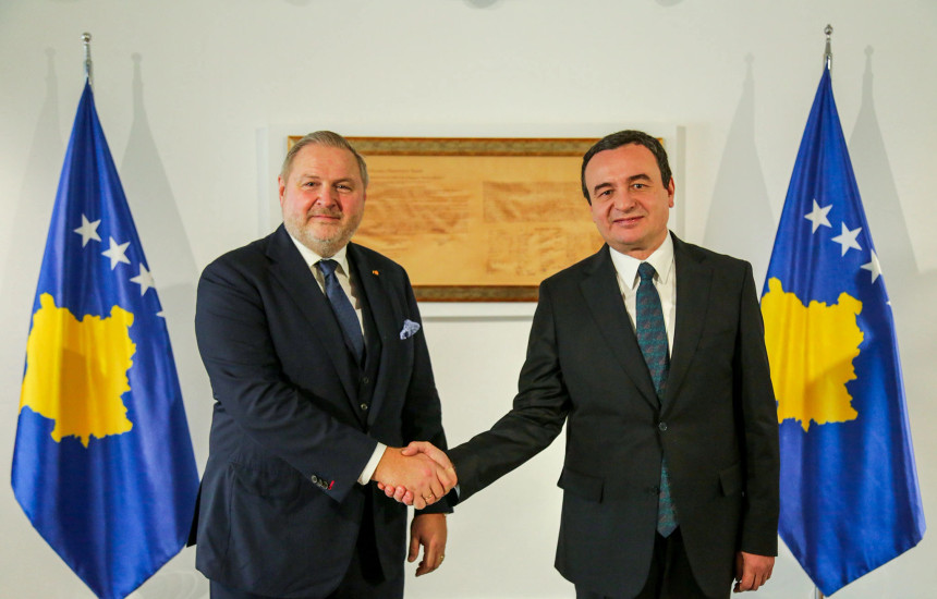 Albin Kurti - Riho Terras