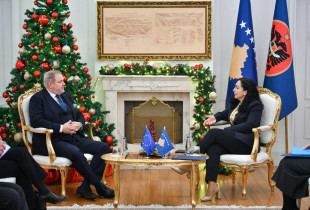 Riho Terras dhe Vjosa Osmani