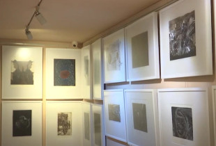 Ekspozita “Grafika bashkëkohore e grafistëve të rinj kosovarë”