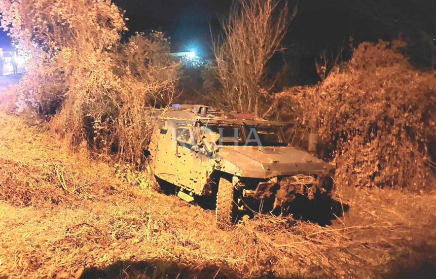 Autoblinda e aksidentuar e Policisë së Kosovës në veri