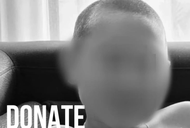 60,000 dollarë - Prindërit australianë ia rruan kokën e vetullat djalit, për t’u dukur se kishte kancer