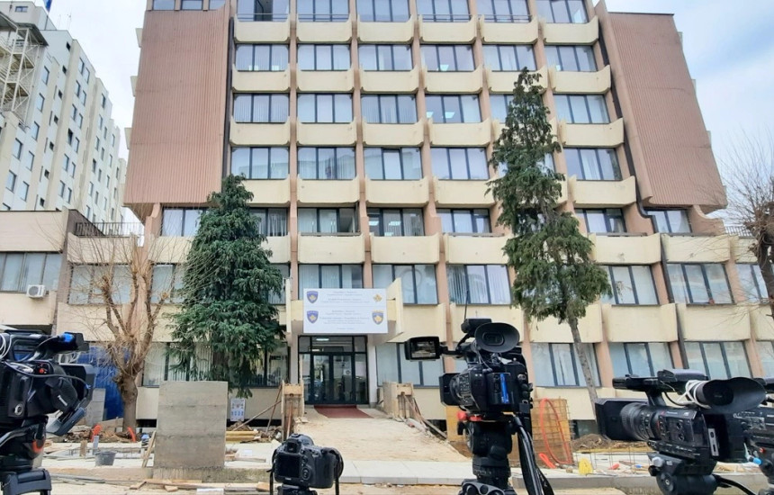 Kamerat para nderteses se Prokurorise Speciale (Foto: Alban Bujari)