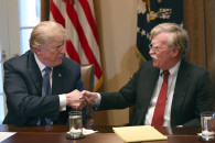 Donald Trump dhe John Bolton, 2018