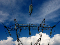 Lartperquesit, rryma, energjia elektrike,  kostt