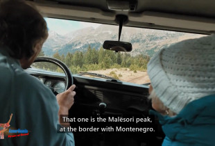 Amerikania perseri ne Kosove - Janet Reineck