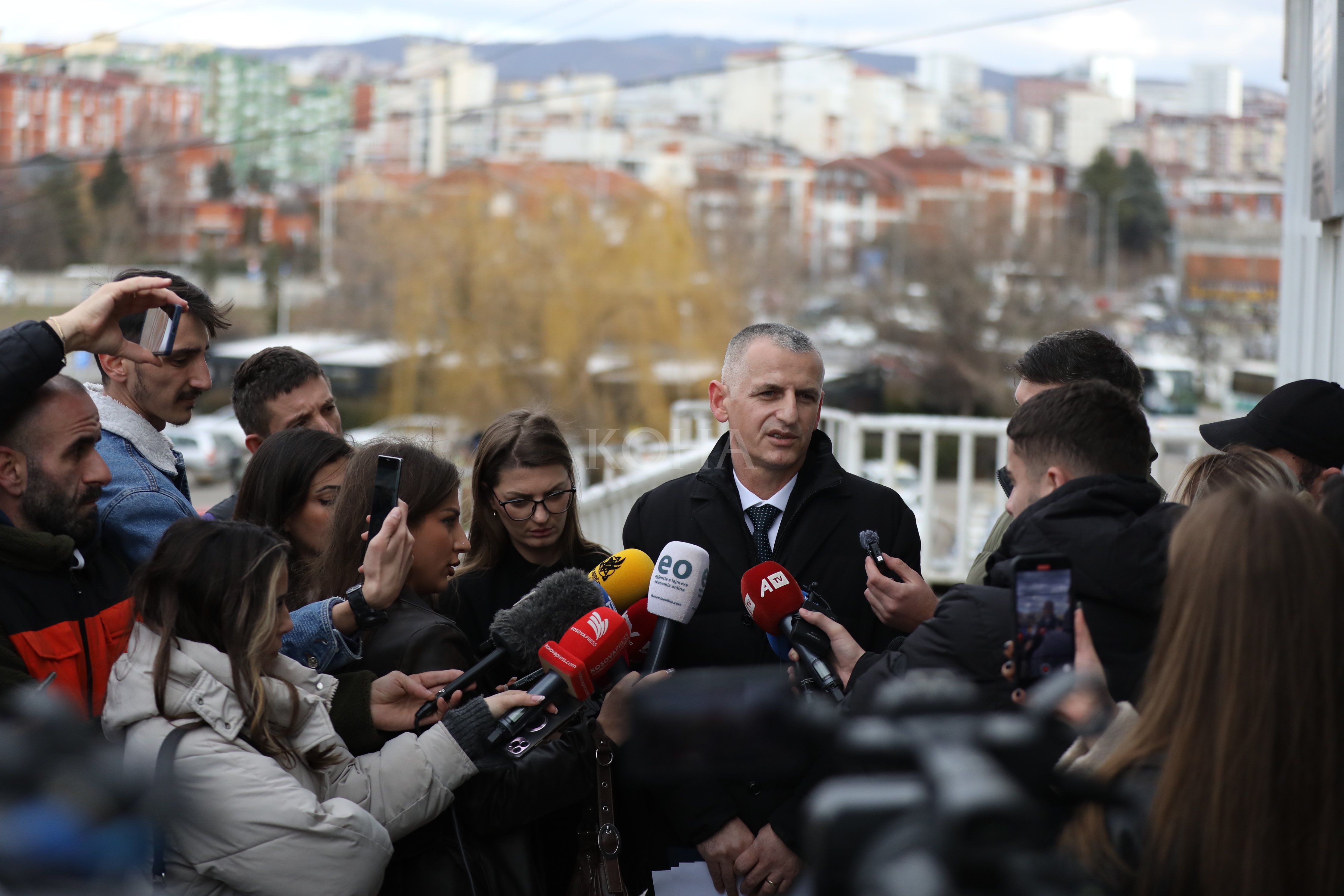 Keqpërdorime në njësinë për patentë shoferë në Pejë, Durmishi paralajmëron anulimin e provimeve