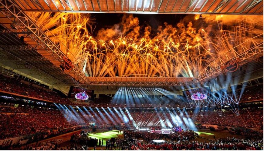 Si arriti “Super Bowl” ta kthejë në spektakël global pushimin në mes të dy pjesëve të lojës?