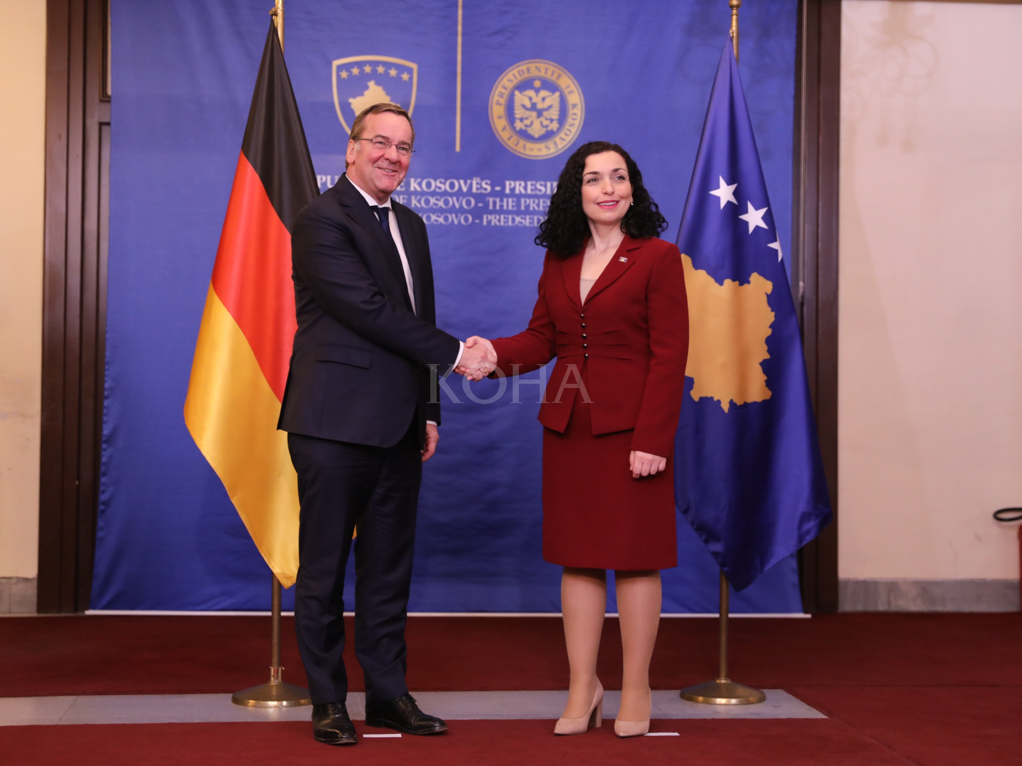 ​Ministri gjerman i Mbrojtjes sot në Kosovë