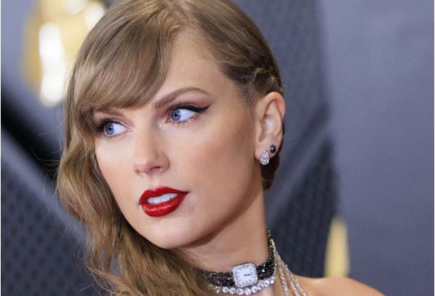 Taylor Swift shpërblen ekipin e saj me dhurata luksoze