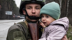 Instituti amerikan: Mbi 700 mijë fëmijë ukrainas janë rrëmbyer dhe po birësohen nga rusët