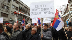Protesta e ftuar nga pensionistët dhe e prirë nga Lista Serbe, kërkesë kishte lejimin e dinarit