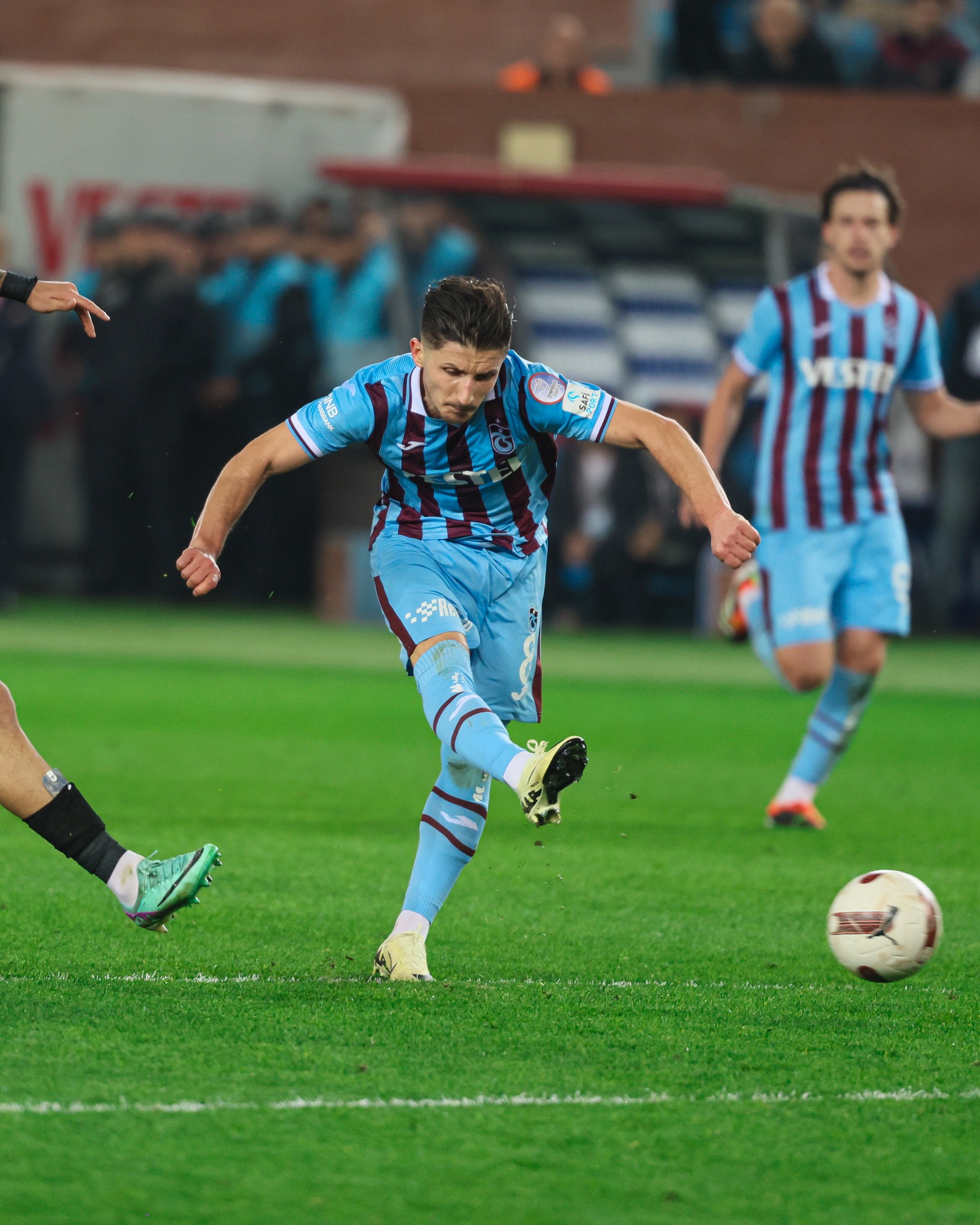 Enis Bardhi shënon gol në fitoren e Trabzonsporit