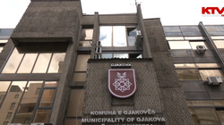 Sechs Gemeindebeamte in Gjakova mit Anklagen