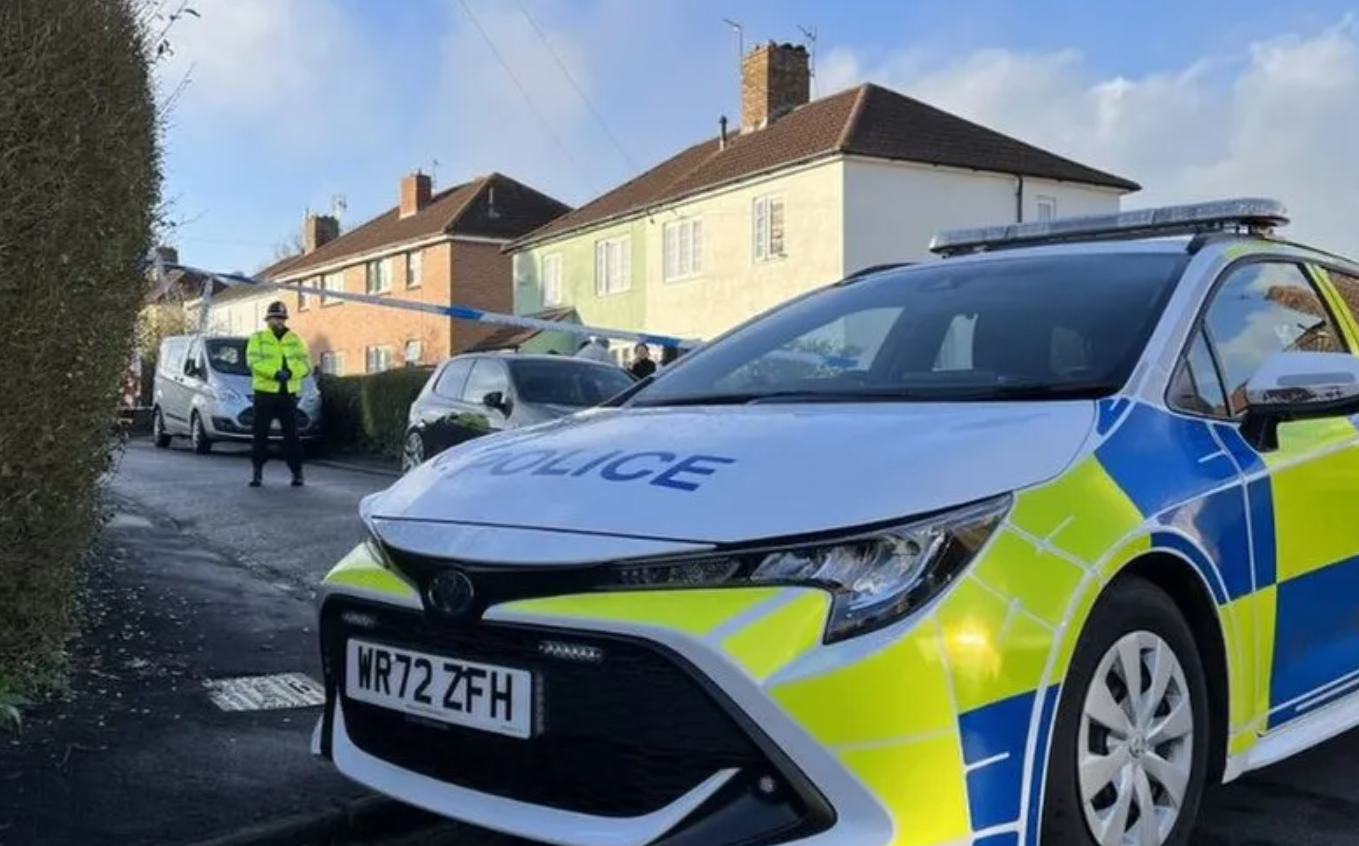 Gjenden tre fëmijë të vdekur në Bristol, arrestohet një grua
