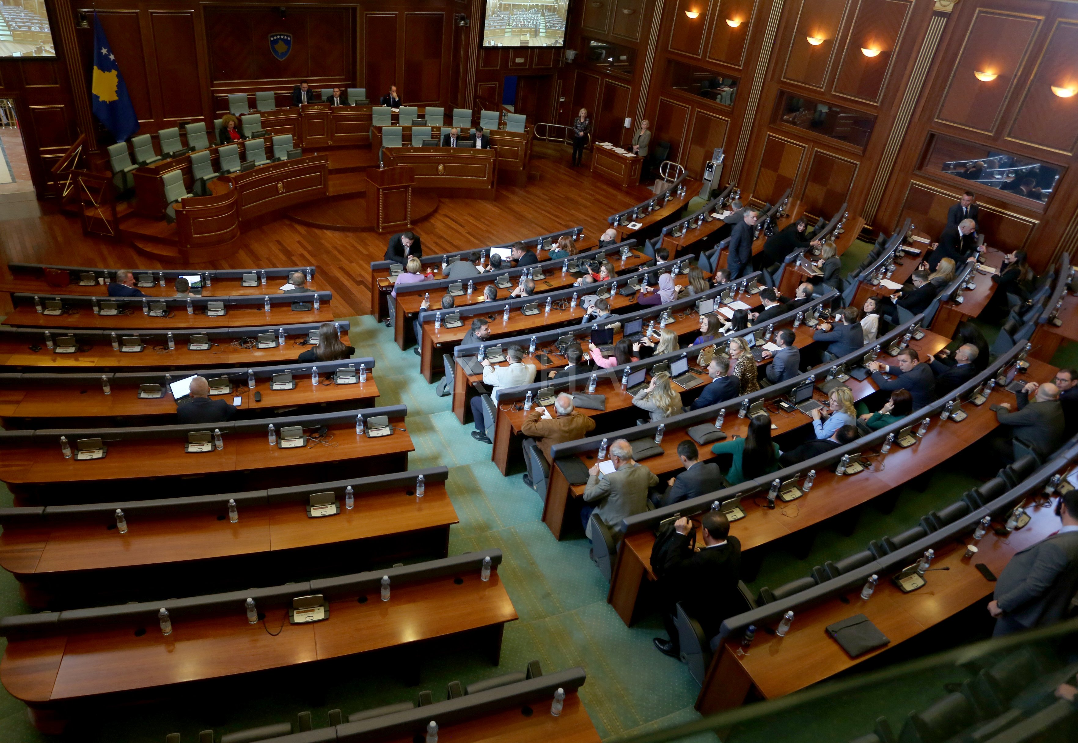 Dështon sërish projektligji për IFV-në, deputetët e pushtetit të ndarë