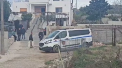 Die 19-Jährige in Durrës soll ihren Vater getötet und im Hof ​​begraben haben