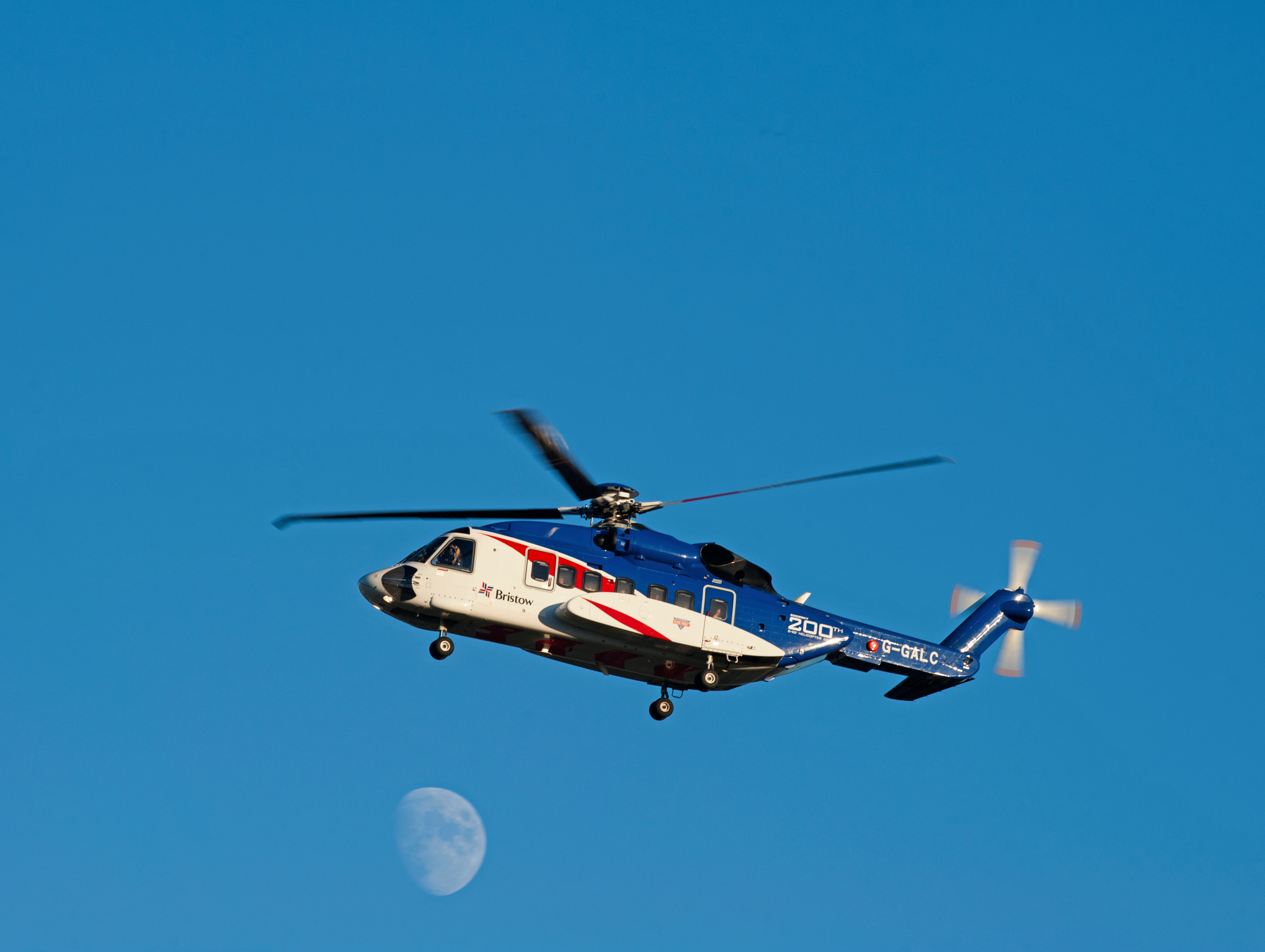 Një i vdekur e pesë të lënduar pas rrëzimit të helikopterit në Norvegji