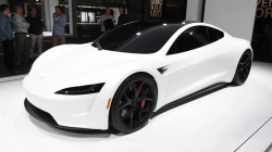 Yeni Tesla Roadster: Fiyat, teknik özellikler, lansman tarihi ve en yüksek hız