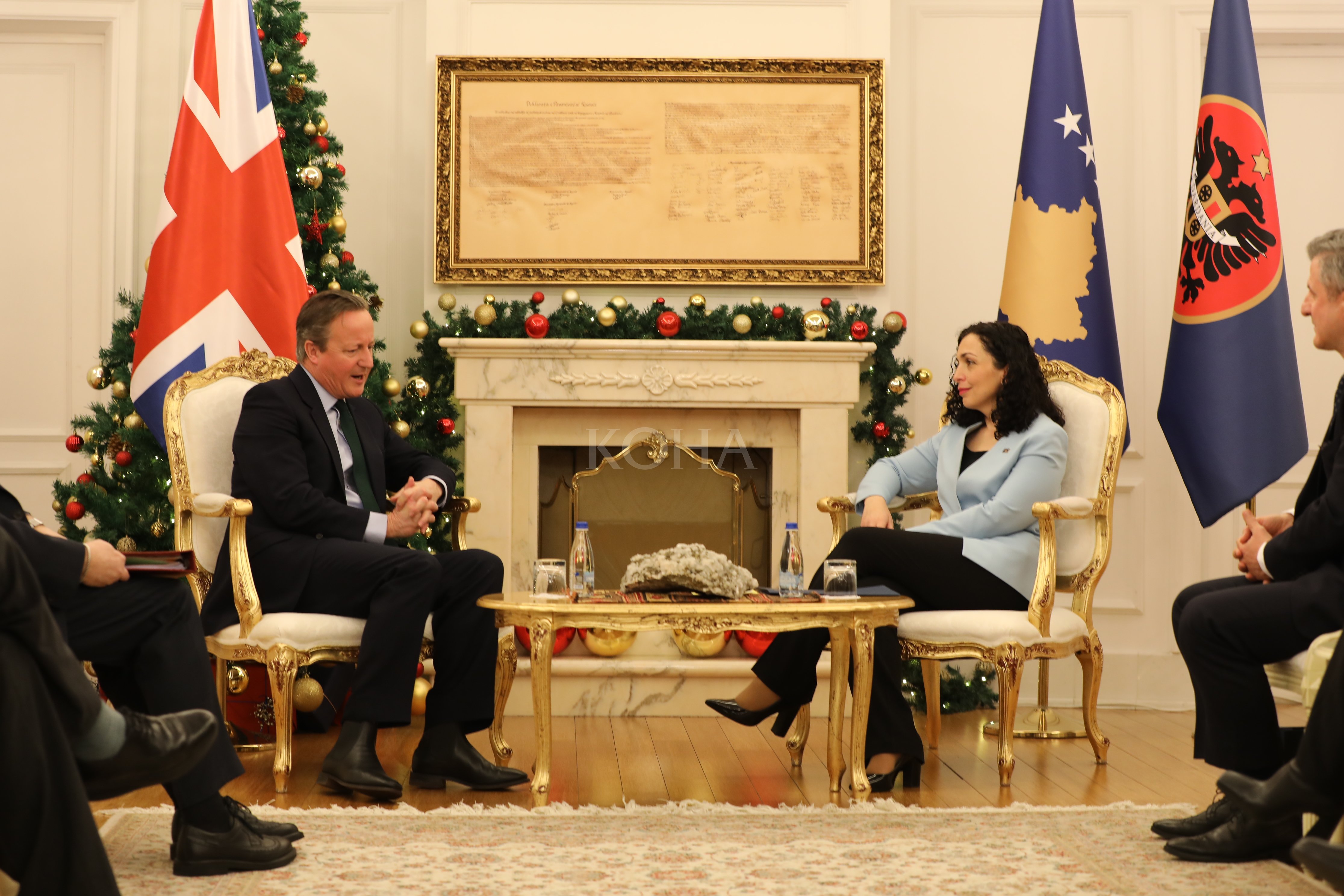 Osmani: Cameronin e informova për përpjekjet e vazhdueshme destabilizuese të Serbisë