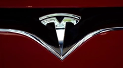 Tesla ndan subvencione për t’i joshur konsumatorët në Kinë