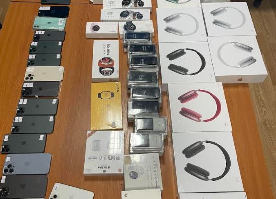 Konfiskohen mbi 10 mijë euro mallra të kontrabanduara në një dyqan