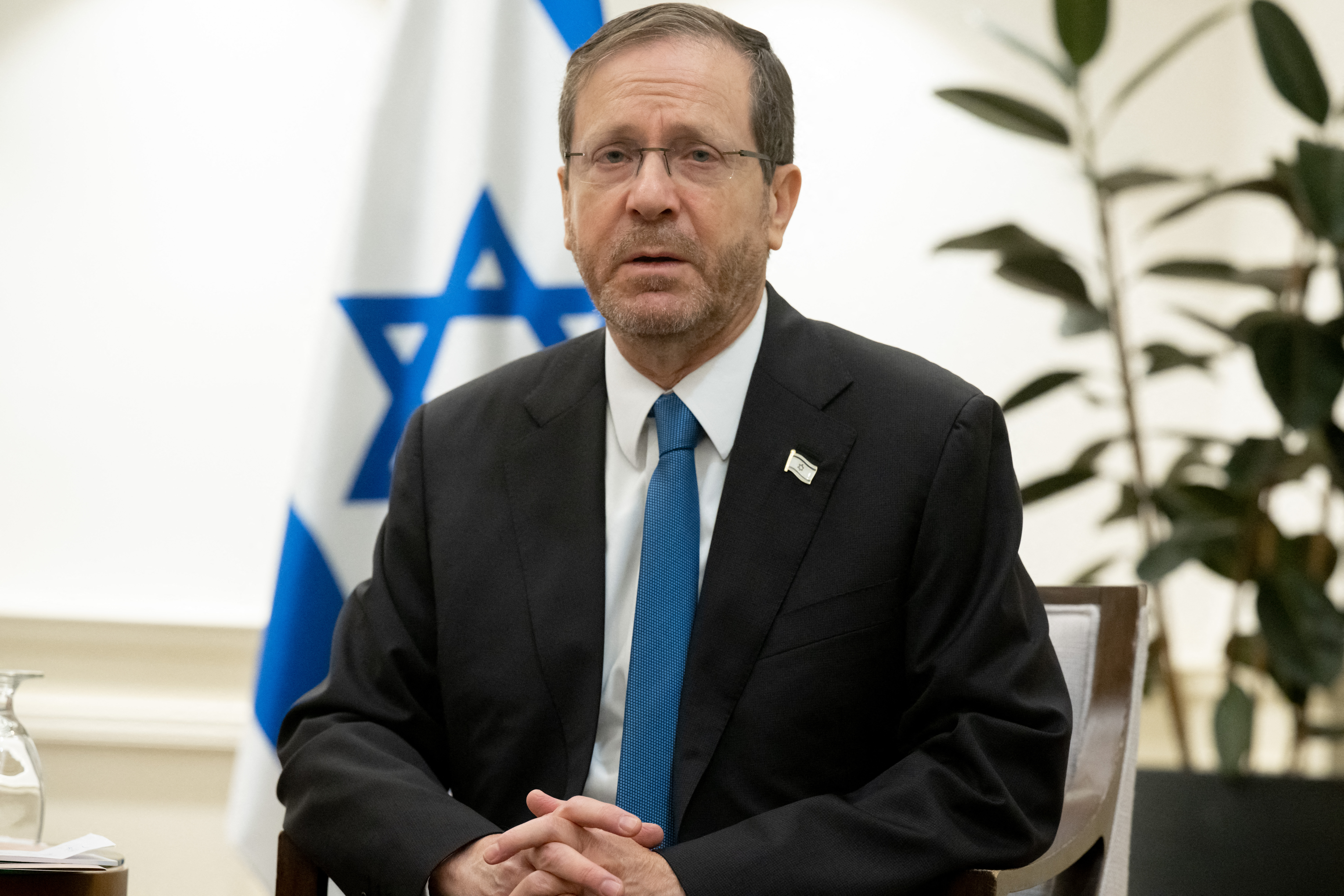 Presidenti izraelit thotë se zhvendosja e palestinezëve nga Gaza, nuk është qëndrim zyrtar