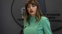 Ministrja e Drejtësisë kritikon Kushtetuesen e opozita Qeverinë
